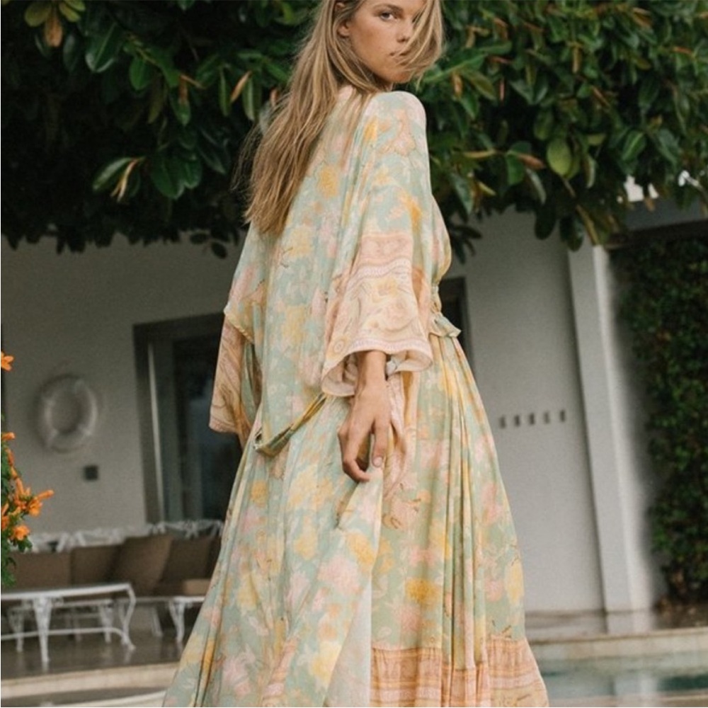 Spell and the gypsy butterfly maxi robe - Picture 4 of 8